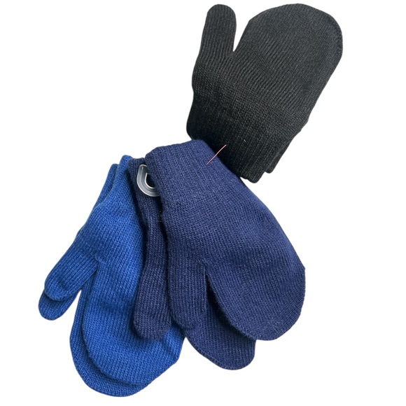 Kids Cat & Jack Mittens - Picture 3 of 5